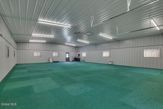 21 Estate Drive, Schodack, NY 12033