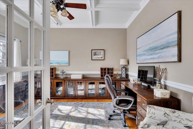 21 Estate Drive, Schodack, NY 12033