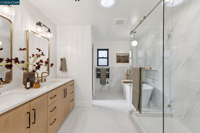 160 Via Del Sol, Walnut Creek, CA 94597