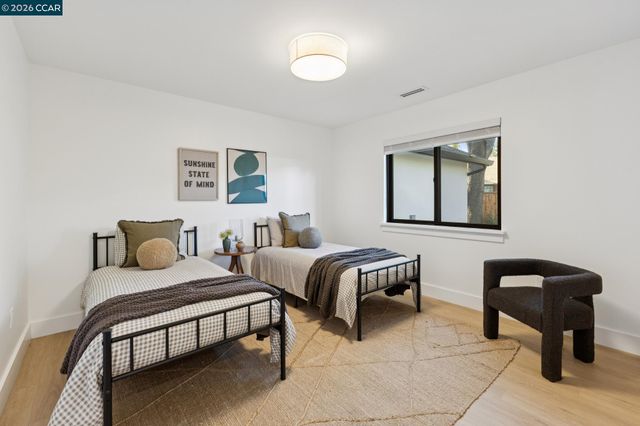 160 Via Del Sol, Walnut Creek, CA 94597