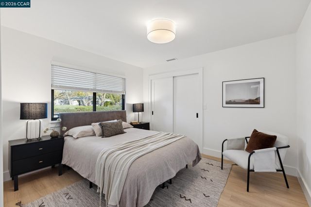 160 Via Del Sol, Walnut Creek, CA 94597