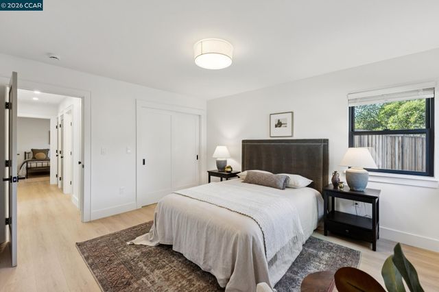 160 Via Del Sol, Walnut Creek, CA 94597