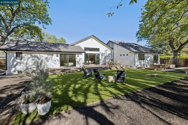 160 Via Del Sol, Walnut Creek, CA 94597