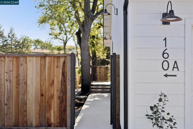 160 Via Del Sol, Walnut Creek, CA 94597