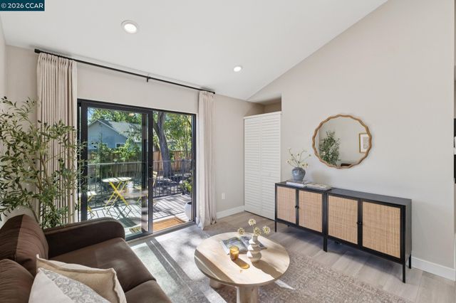 160 Via Del Sol, Walnut Creek, CA 94597