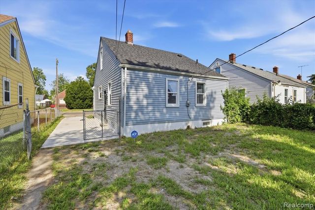 20182 Dequindre Street, Detroit, MI 48234