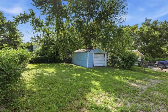 20182 Dequindre Street, Detroit, MI 48234
