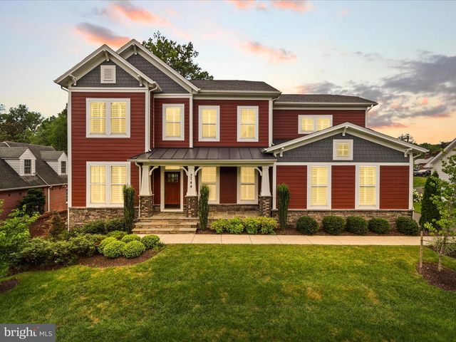 3744 CHAIN BRIDGE RD, Fairfax, VA 22030