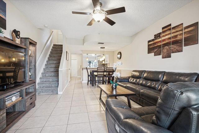 5360 Jubilee Way, Margate, FL 33063