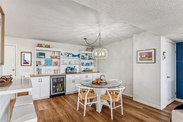 1 KEY CAPRI 312E, Treasure Island, FL 33706