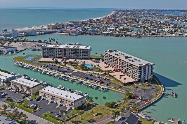 1 KEY CAPRI 312E, Treasure Island, FL 33706