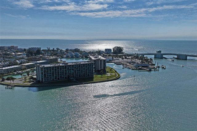 1 KEY CAPRI 312E, Treasure Island, FL 33706