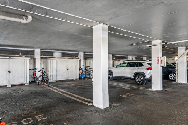 1 KEY CAPRI 312E, Treasure Island, FL 33706