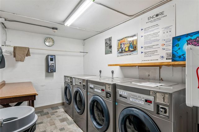 1 KEY CAPRI 312E, Treasure Island, FL 33706