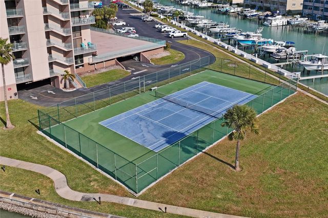 1 KEY CAPRI 312E, Treasure Island, FL 33706