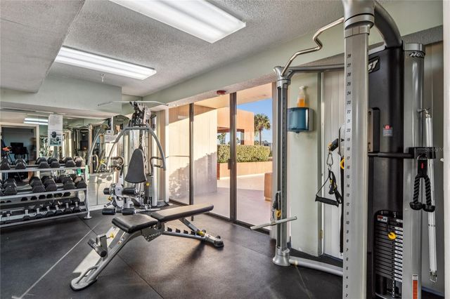 1 KEY CAPRI 312E, Treasure Island, FL 33706