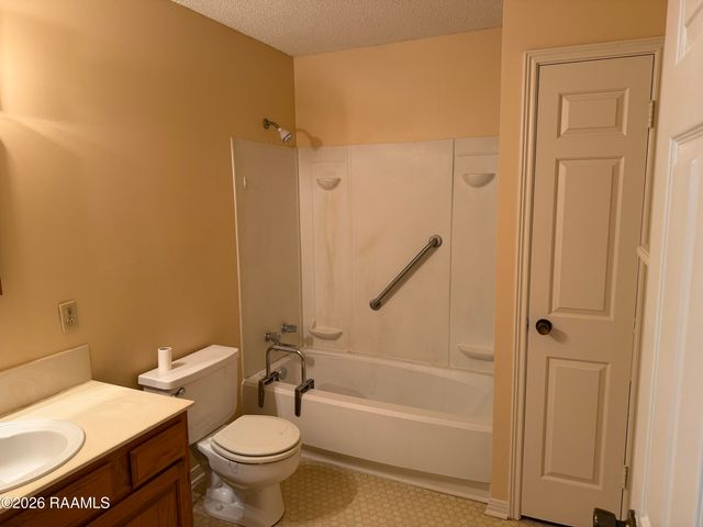 100 Winchester Drive 709 709, Lafayette, LA 70506
