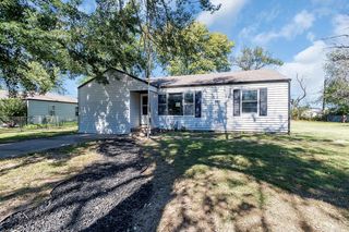 542 W Sunrise Dr, Wichita, KS 67217