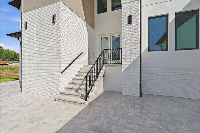 4706 W SAN CARLOS STREET, Tampa, FL 33629