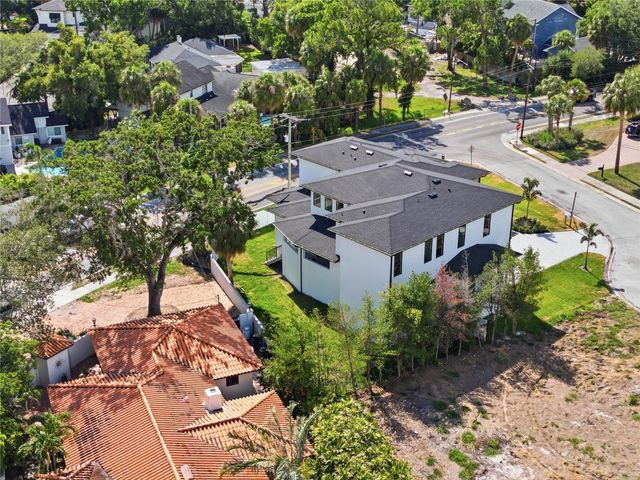 4706 W SAN CARLOS STREET, Tampa, FL 33629