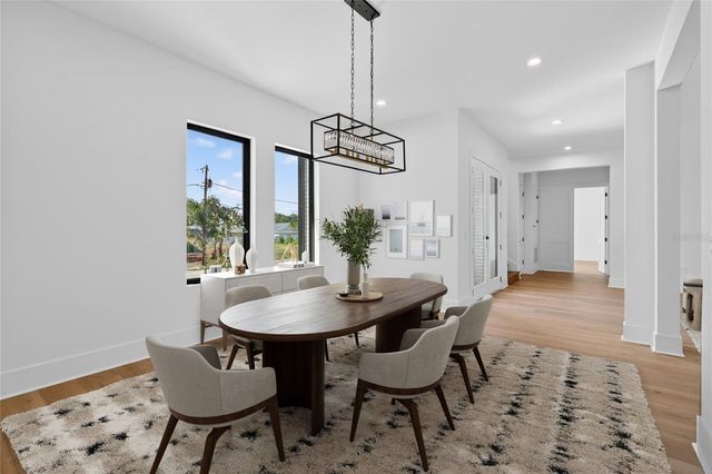 4706 W SAN CARLOS STREET, Tampa, FL 33629