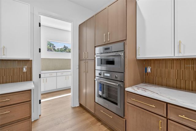 4706 W SAN CARLOS STREET, Tampa, FL 33629