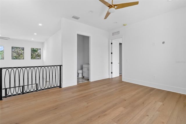 4706 W SAN CARLOS STREET, Tampa, FL 33629