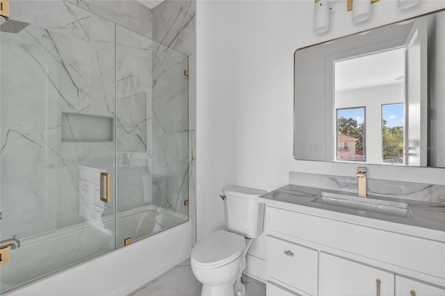 4706 W SAN CARLOS STREET, Tampa, FL 33629