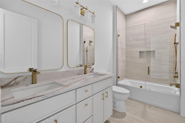 4706 W SAN CARLOS STREET, Tampa, FL 33629