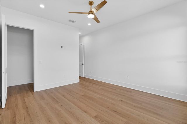 4706 W SAN CARLOS STREET, Tampa, FL 33629