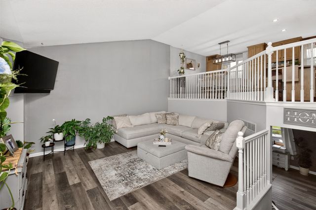 706 SE Chaparal Drive, Ankeny, IA 50021