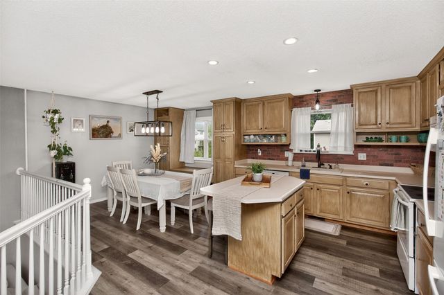 706 SE Chaparal Drive, Ankeny, IA 50021
