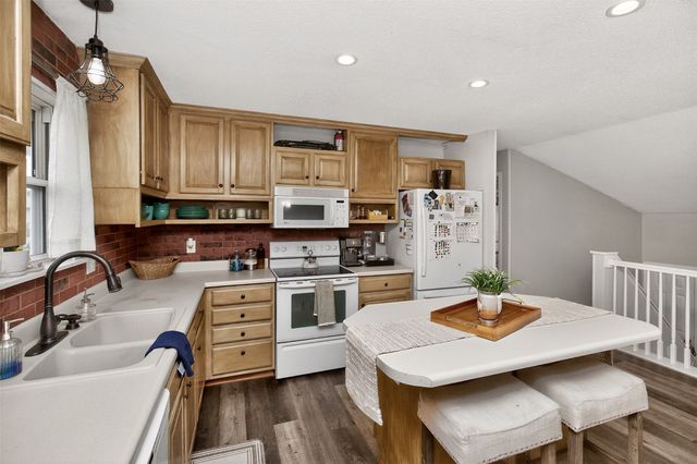 706 SE Chaparal Drive, Ankeny, IA 50021
