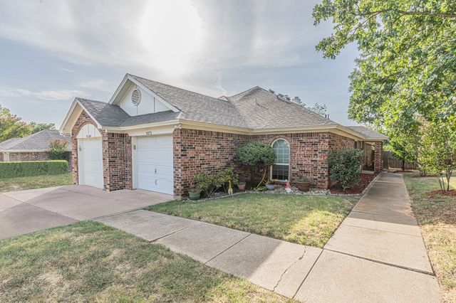 9269 Meandering Drive, North Richland Hills, TX 76182