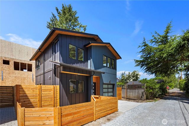 514 N 92nd Street, Seattle, WA 98103