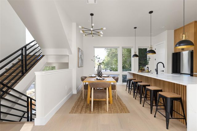 100 W Odell ST 1, Austin, TX 78752