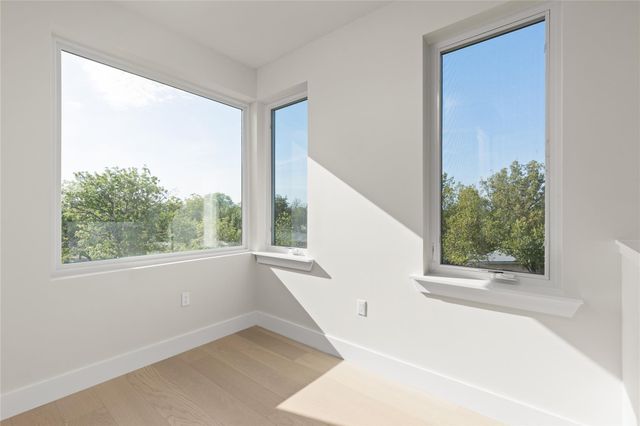 100 W Odell ST 1, Austin, TX 78752