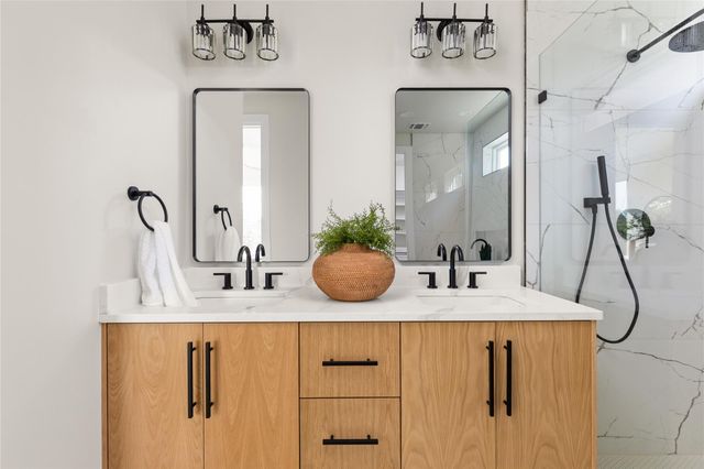 100 W Odell ST 1, Austin, TX 78752