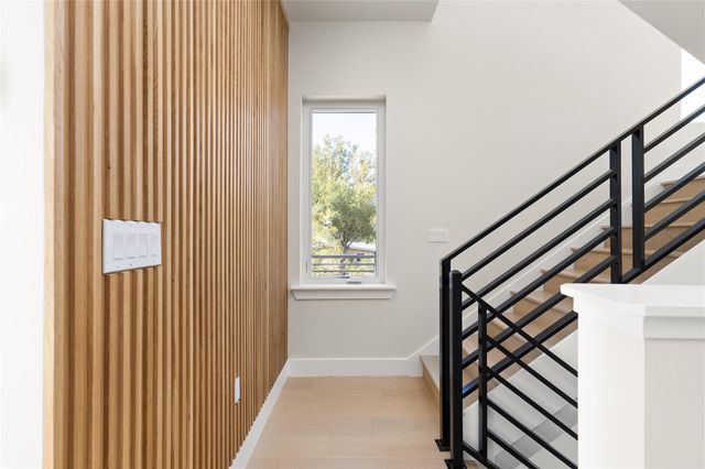 100 W Odell ST 1, Austin, TX 78752
