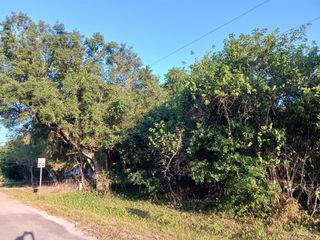 7025 NE 11th Lane, Okeechobee, FL 34974
