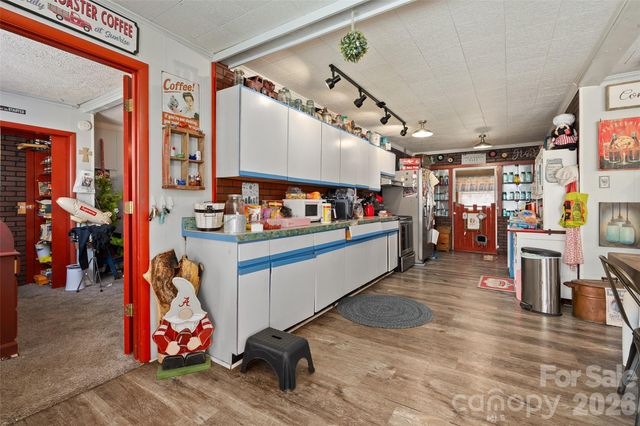 179 Lewis Lane, Maggie Valley, NC 28751
