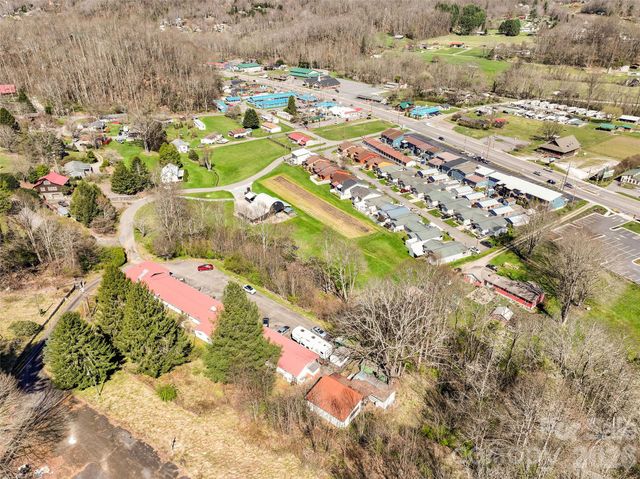 179 Lewis Lane, Maggie Valley, NC 28751