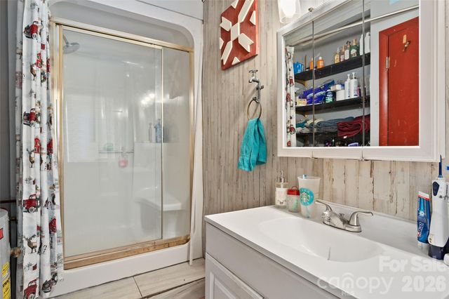 179 Lewis Lane, Maggie Valley, NC 28751