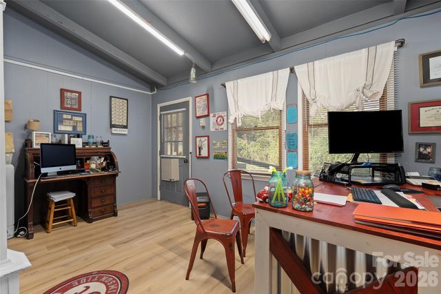 179 Lewis Lane, Maggie Valley, NC 28751