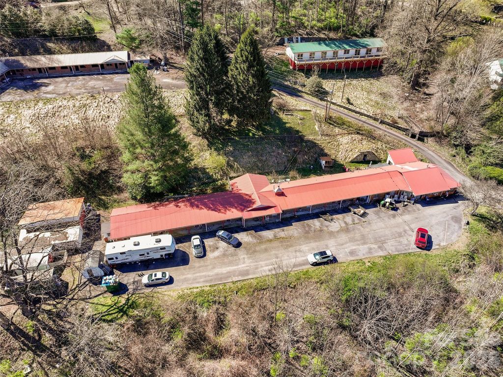 179 Lewis Lane, Maggie Valley, NC 28751