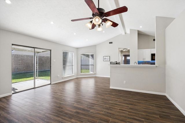 1319 Bonanza Road, Houston, TX 77062