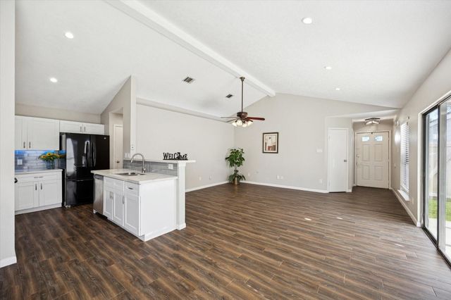 1319 Bonanza Road, Houston, TX 77062