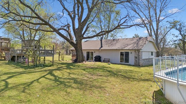 10277 E 2nd Street, Claremore, OK 74019