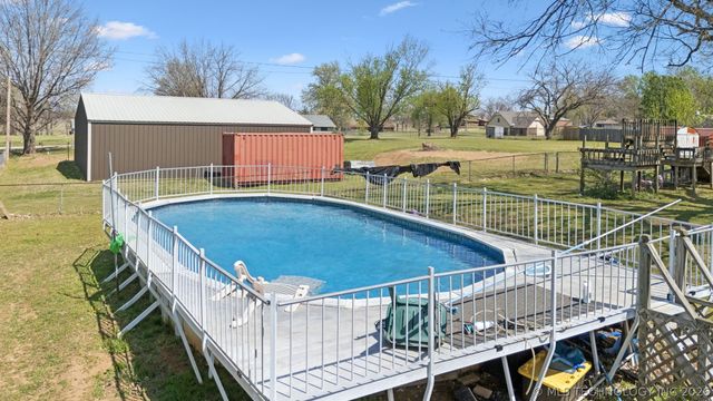 10277 E 2nd Street, Claremore, OK 74019