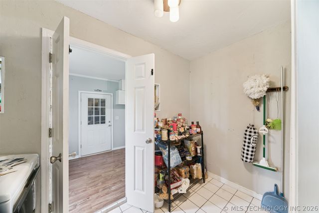 10277 E 2nd Street, Claremore, OK 74019